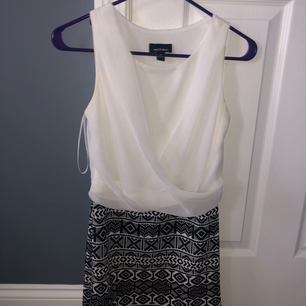casual white and black dress